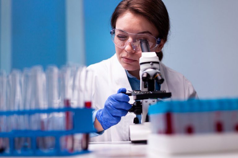 What Researchers Are Studying About Stem Cell Therapy for Joint Pain